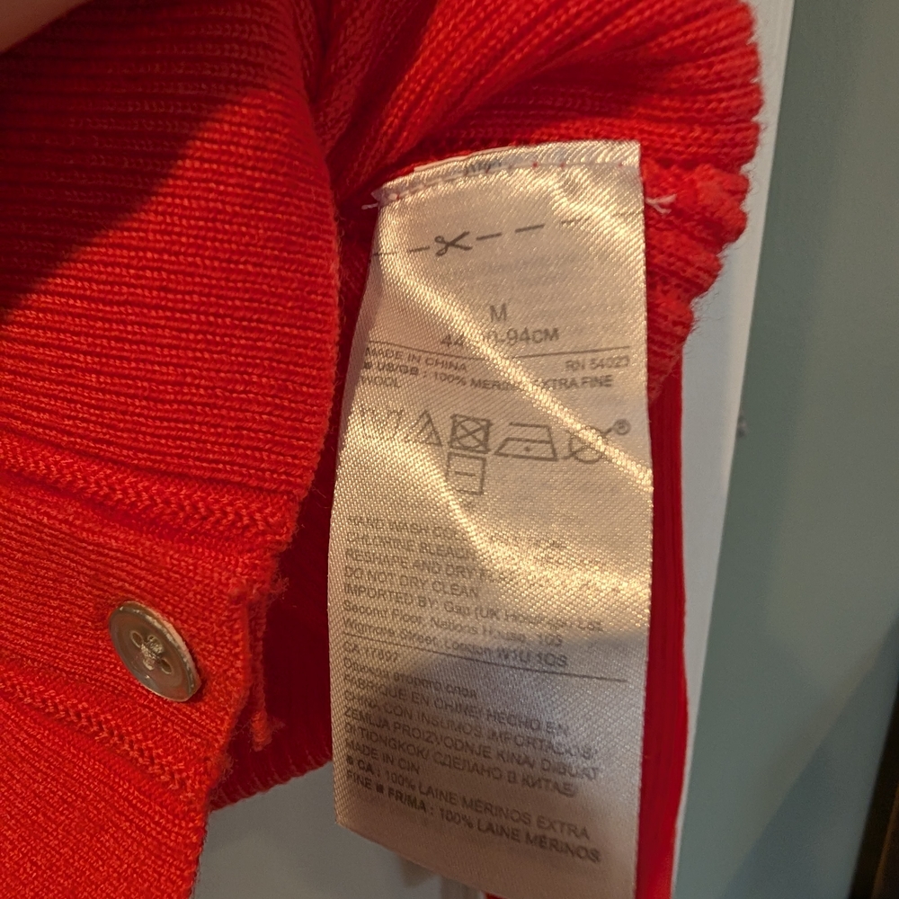 Beautiful Banana Republic 100% Merino Ribbed Pointelle Cardigan - Like New! - Picture 5 of 6